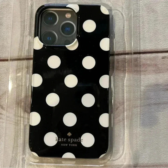 Kate Spade New York iPhone 13 Pro polkadot flexible black case without r… - Picture 8 of 13